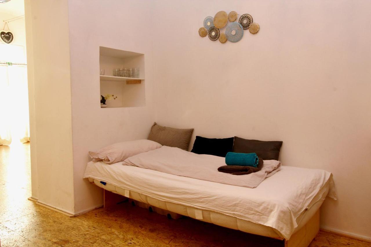 Apartment Laer Hundertwasserhaus Wina Bagian luar foto